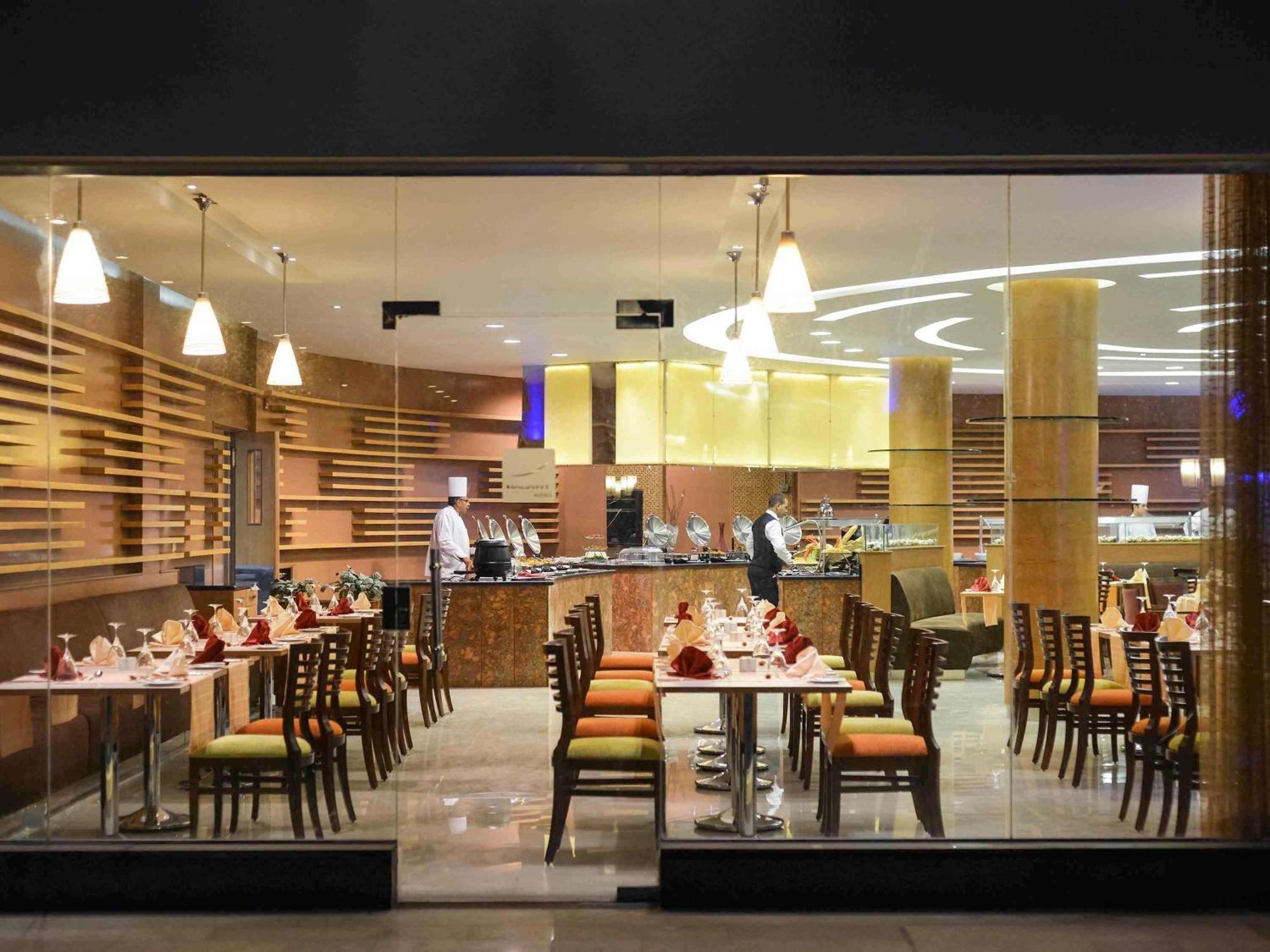 Novotel Airport Hotel Kair