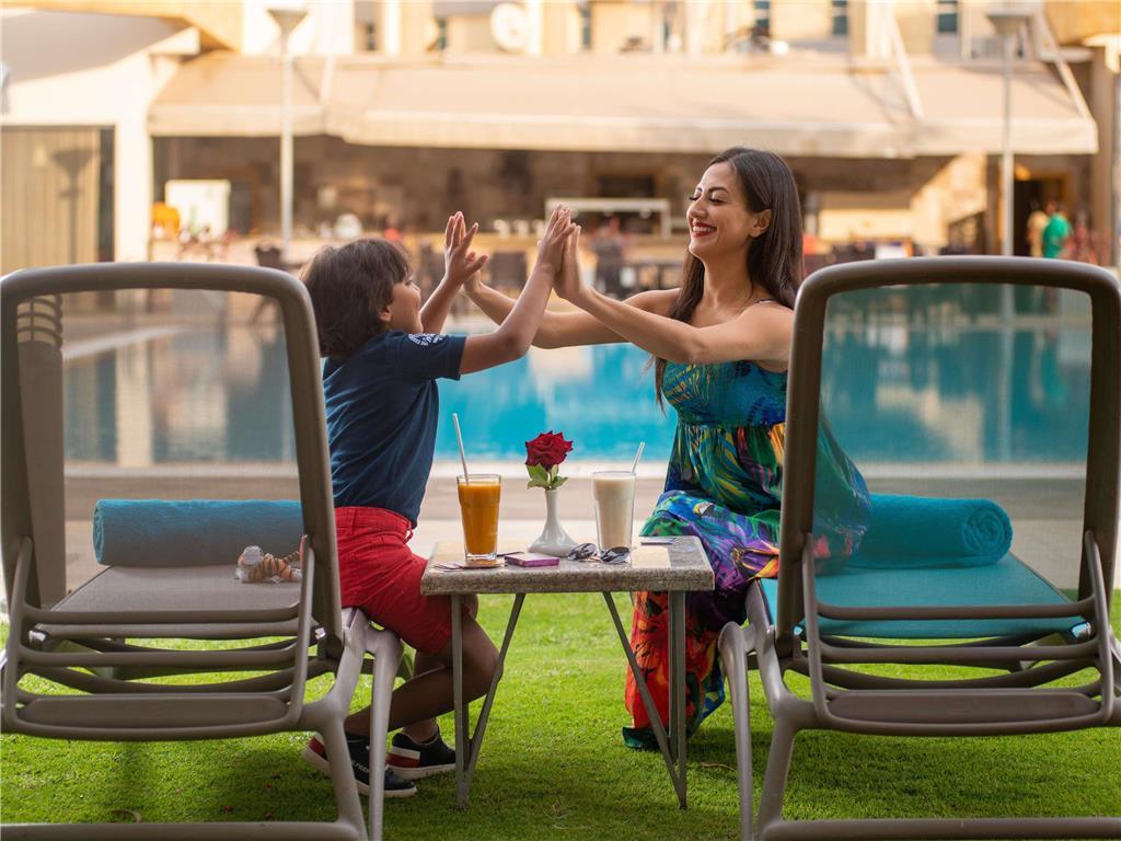 Novotel Airport Hotel 4*