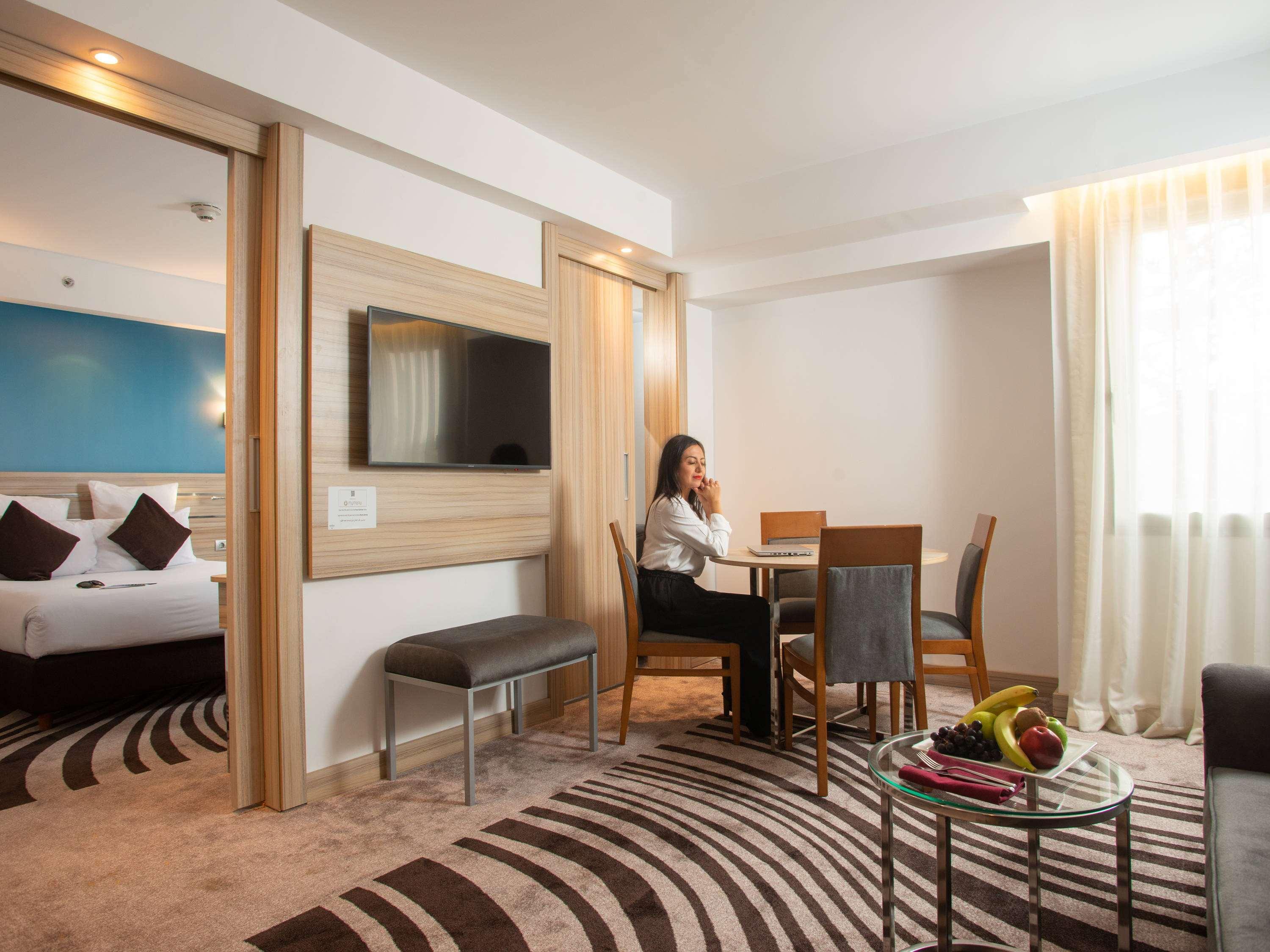Отель Novotel Airport 4*